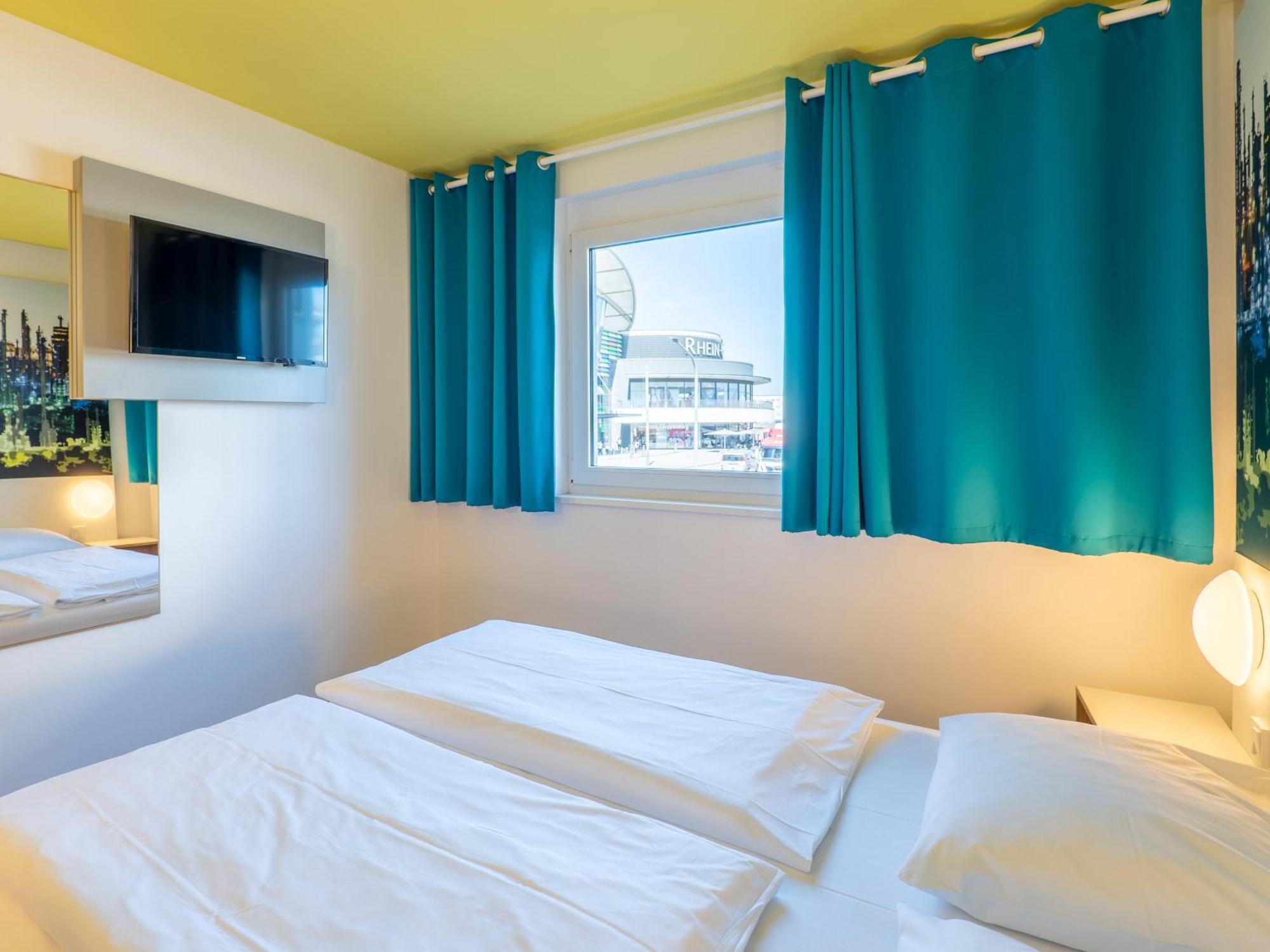 B&B Hotel Ludwigshafen Exterior photo