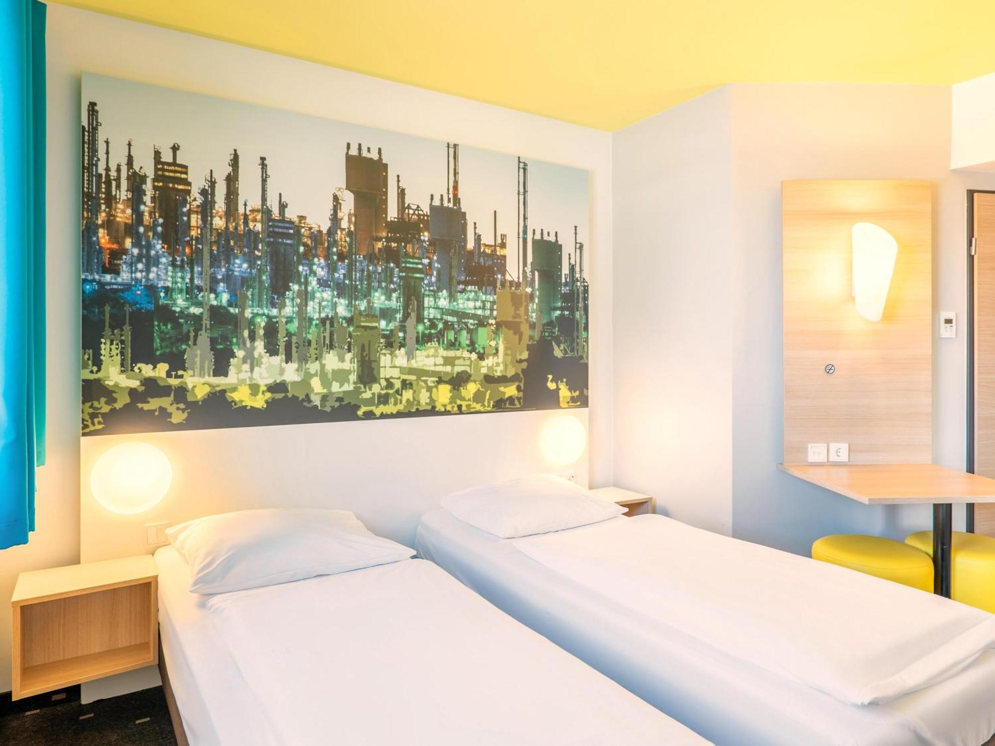 B&B Hotel Ludwigshafen Exterior photo